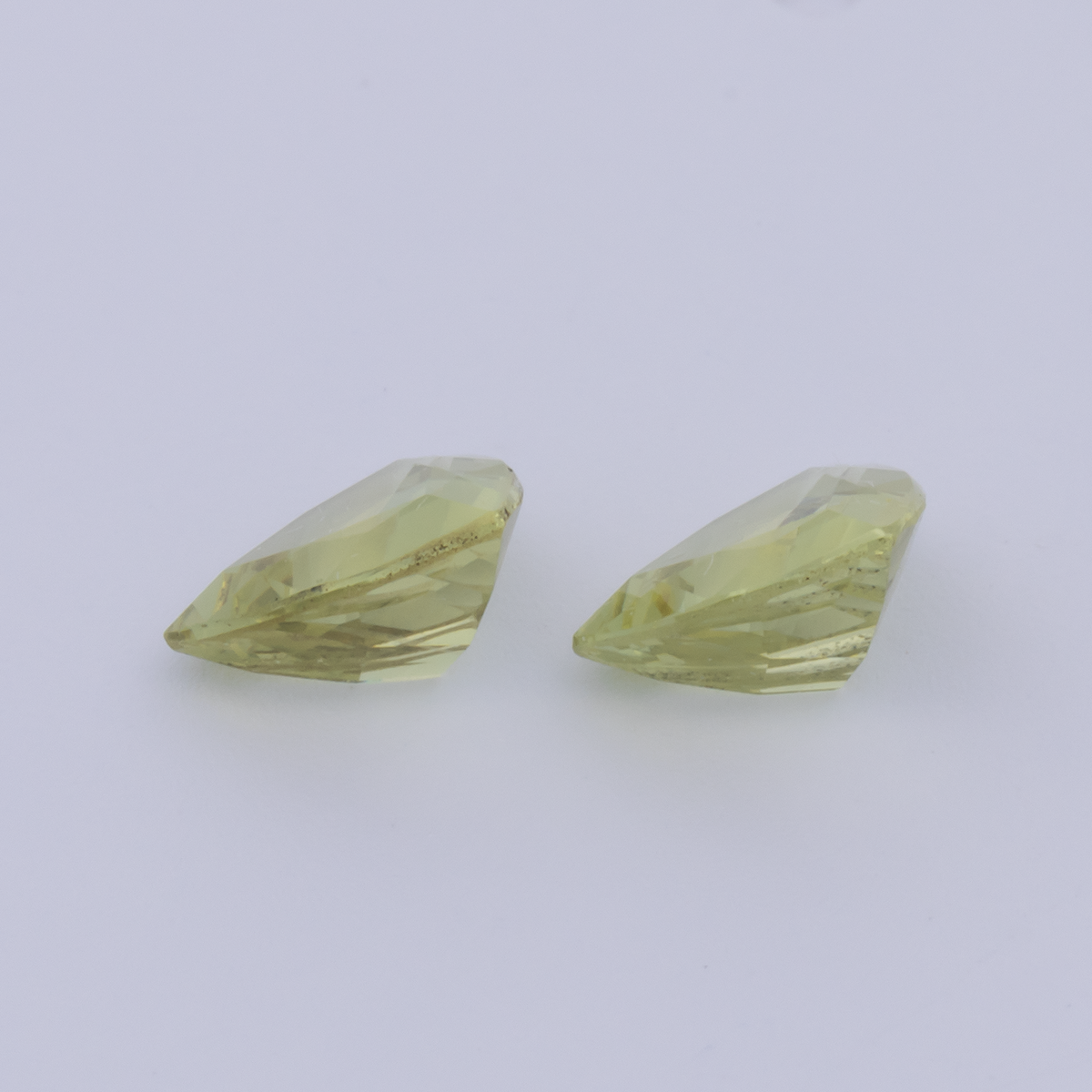Mali Granat Paar - gelb, trillion, 6x6 mm, 1.35 ct, Nr. MI10021