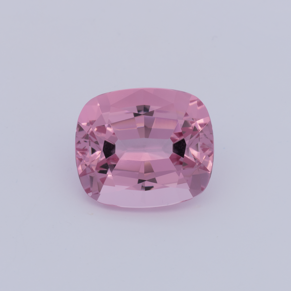 Morganite - light pink, cushion, 14.8x12.7 mm, 9.69 ct, No. MO32008