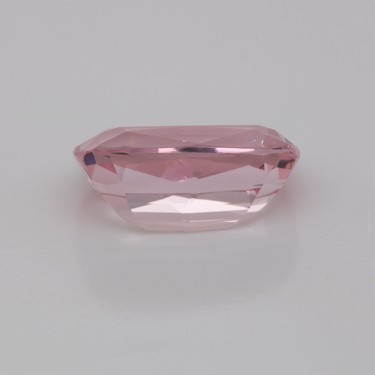 Morganite - light pink, cushion, 16x11 mm, 8.04 ct, No. MO46010