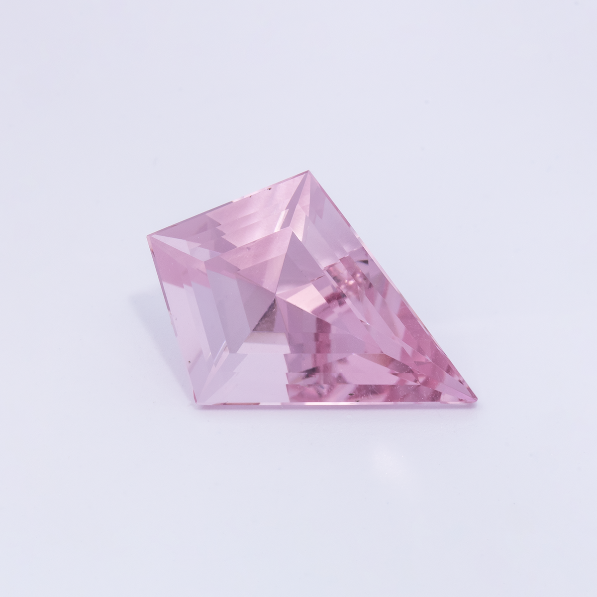 Morganit - rosa, fancy, 13.6x8.9 mm, 2.59 ct, Nr. MO46011