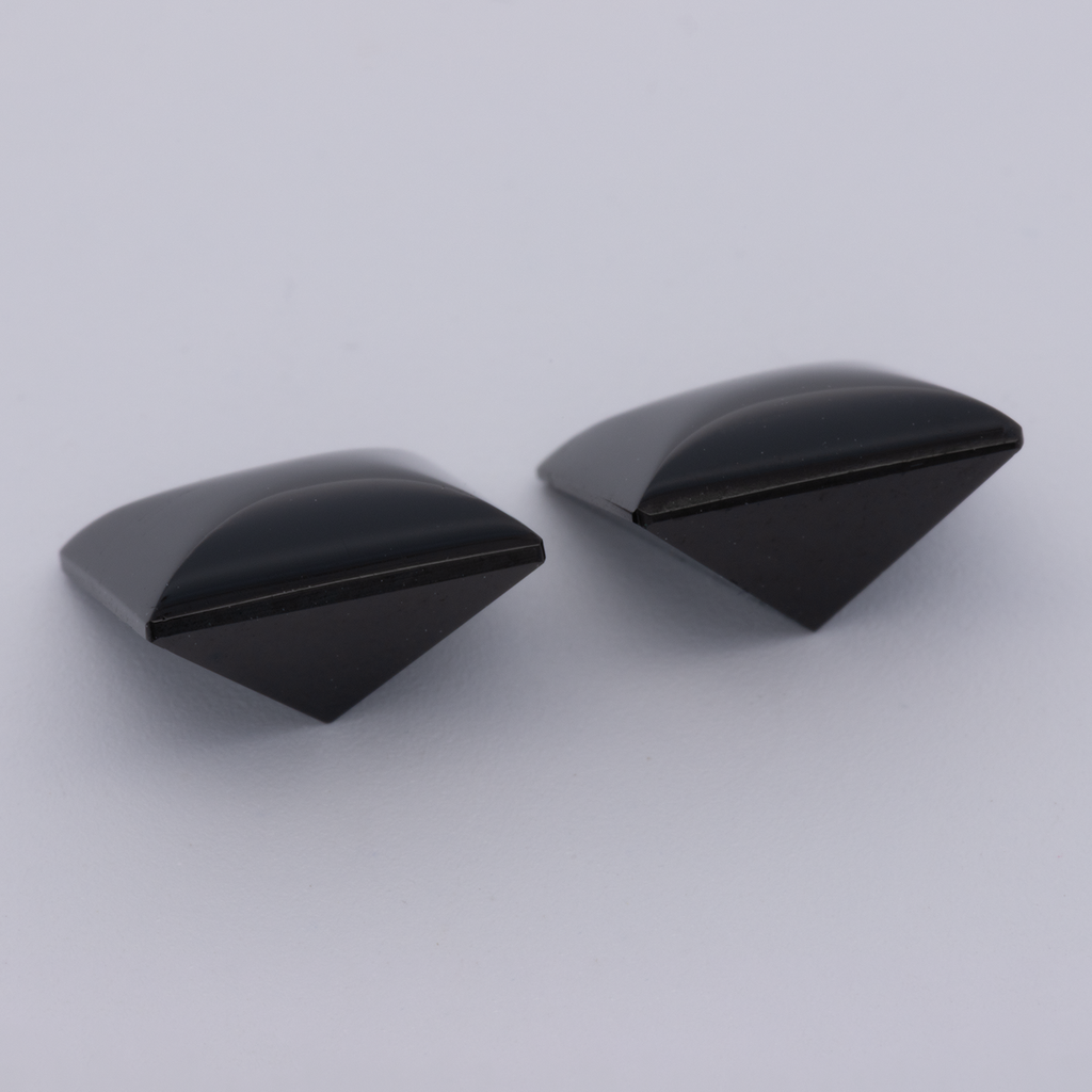 Onyx Paar - schwarz, rechteck, 8x8 mm, 4.61 ct, Nr. OX10001