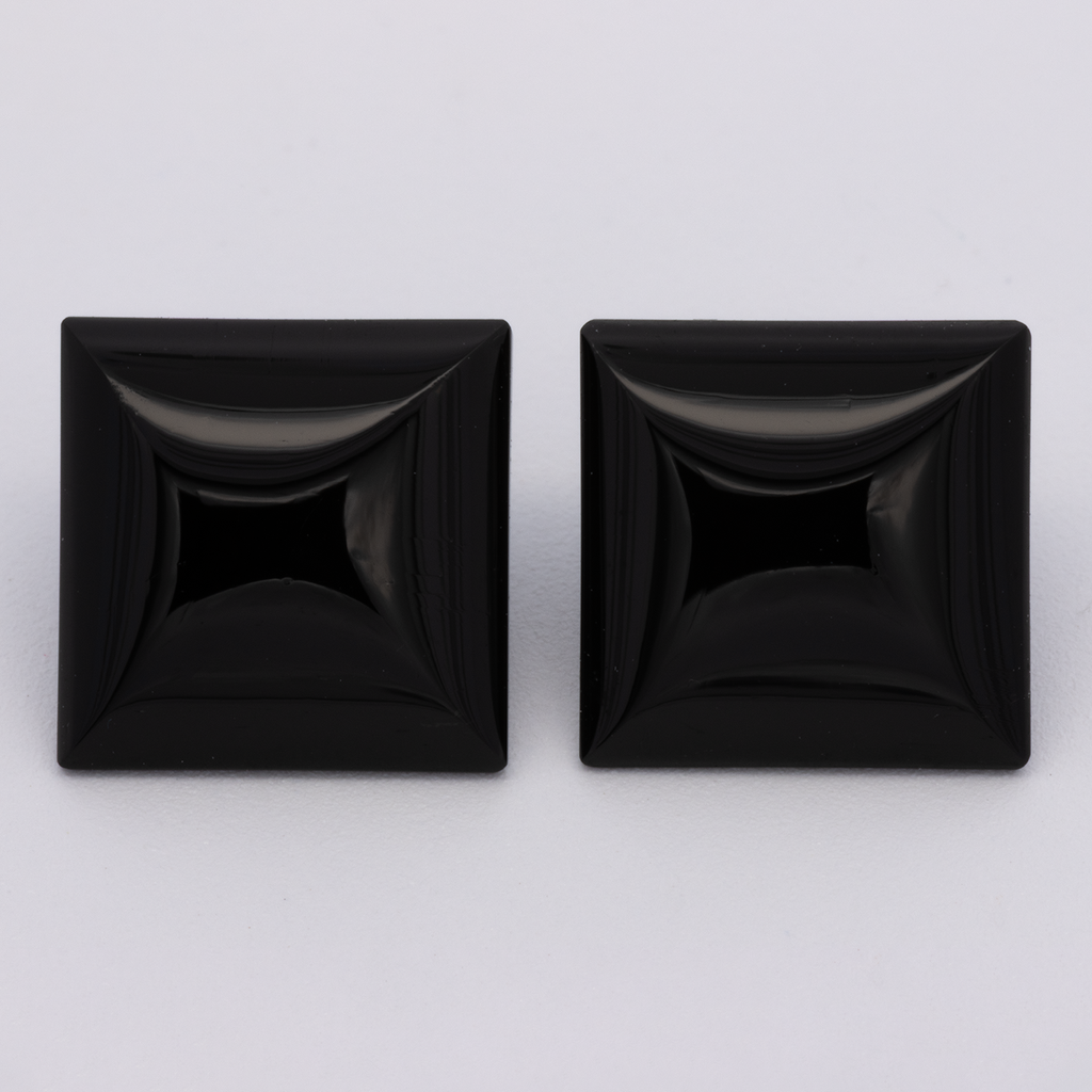 Onyx Paar - schwarz, rechteck, 8x8 mm, 4.61 ct, Nr. OX10001