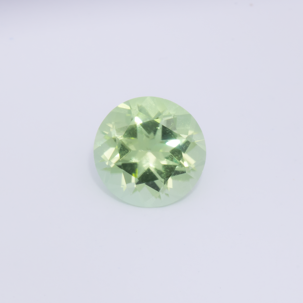 Peridot - green, round, 5.9x5.9 mm, 0.74 - 0.79 ct, No. PR40001