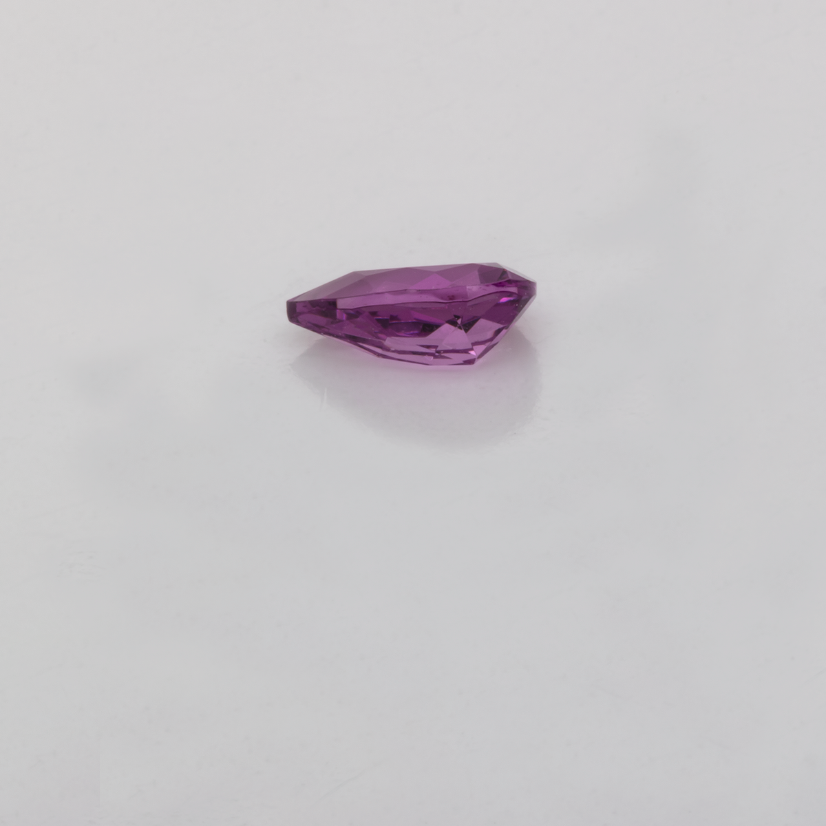 Royal Purple Garnet - purple, pear, 5x3 mm, 0.22-0.26 ct, No. RP93002