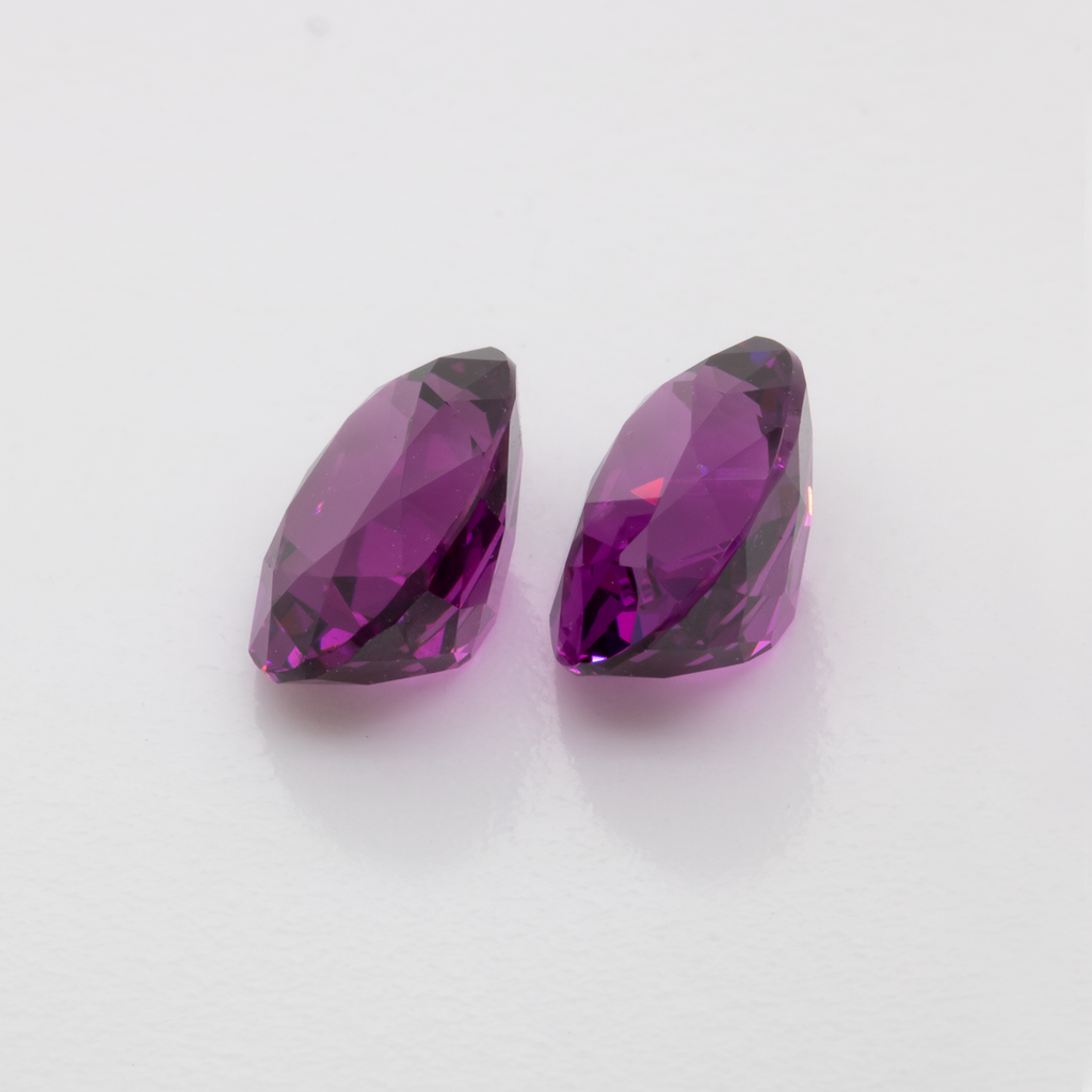 Royal Purple Garnet Paar - lila, oval, 8x6 mm, 3.17 ct, Nr. RP93004