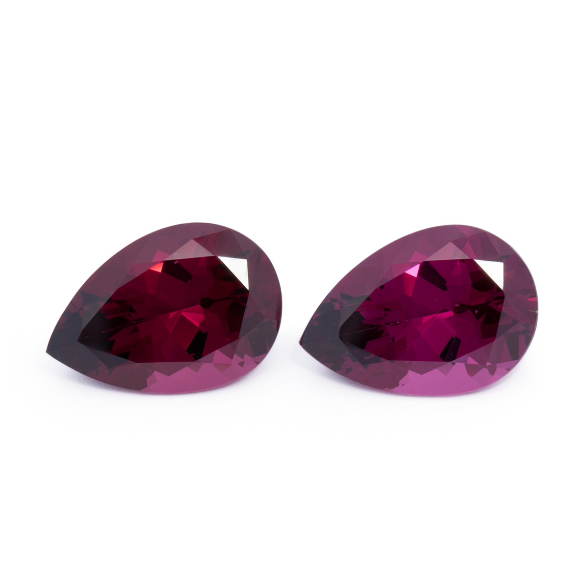 Royal Purple Garnet Pair - red, pear, 14.5x10 mm, 13.13 ct, No. RP94006