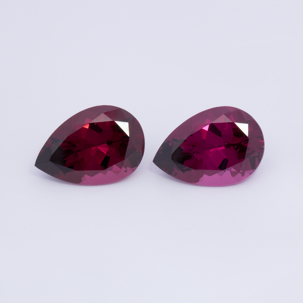 Royal Purple Garnet Pair - red, pear, 14.5x10 mm, 13.13 ct, No. RP94006