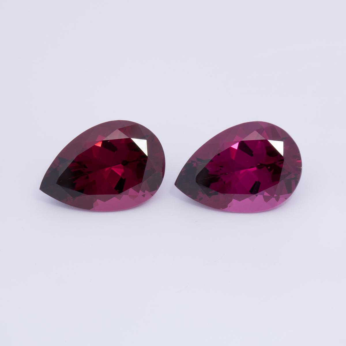 Royal Purple Garnet Pair - red, pear, 14.5x10 mm, 13.13 ct, No. RP94006