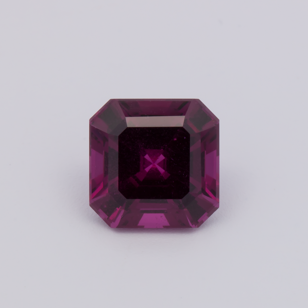 Royal Purple Garnet - lila, asscher, 7x7 mm, 2.04 ct, Nr. RP94007