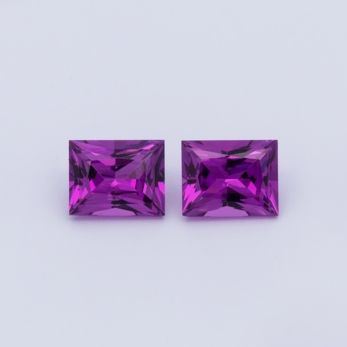 Royal Purple Garnet Pair - purple, baguette, 5x4 mm, 1.05 ct, No. RP94008