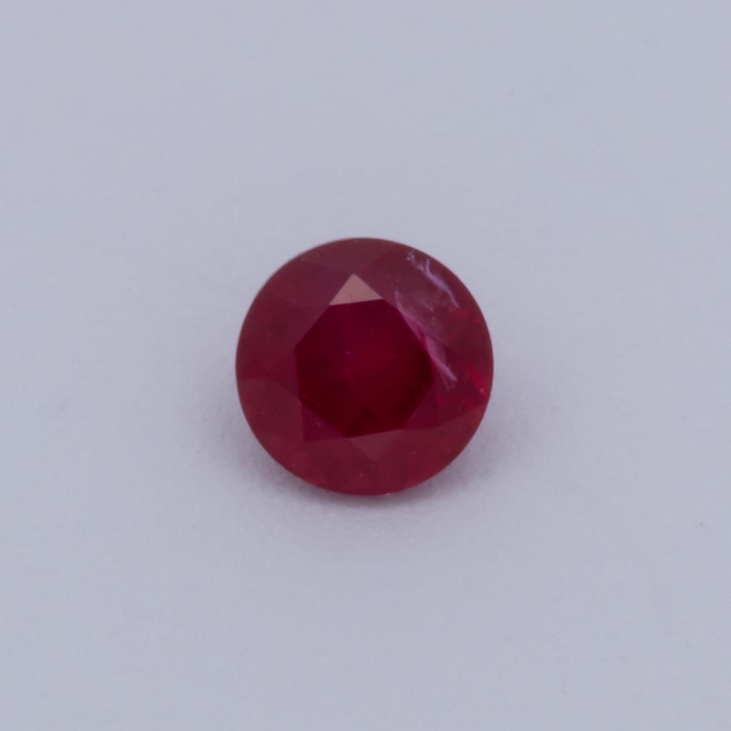 Rubin - rot, rund, 2.75x2.75 mm, 0.12 ct, Nr. RY10009