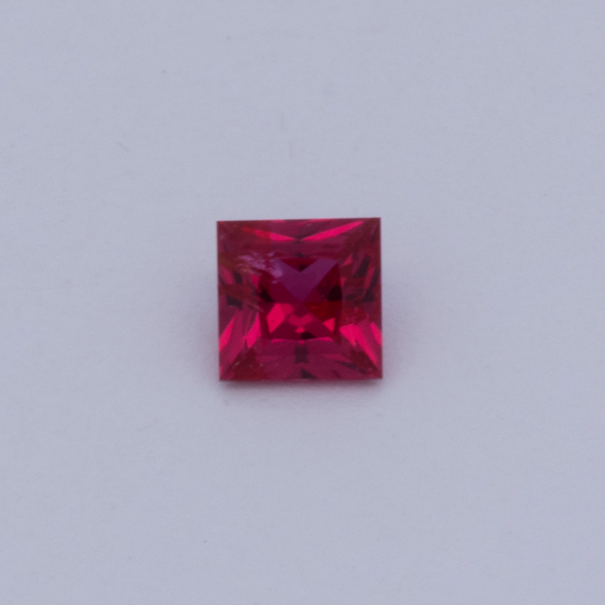 Rubin - rot, rechteck, 3x3 mm, 0.17 ct, Nr. RY10018