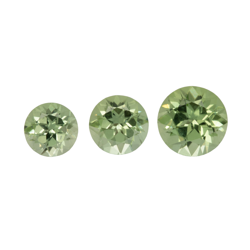 Norwegian Peridot Set - green, round & marquise, 5x5 mm - 12x6 mm, 4.96 ct, No. SET99005