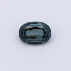 Spinell - grau, oval, 8.5x6 mm, 1.53 ct, Nr. SP90005