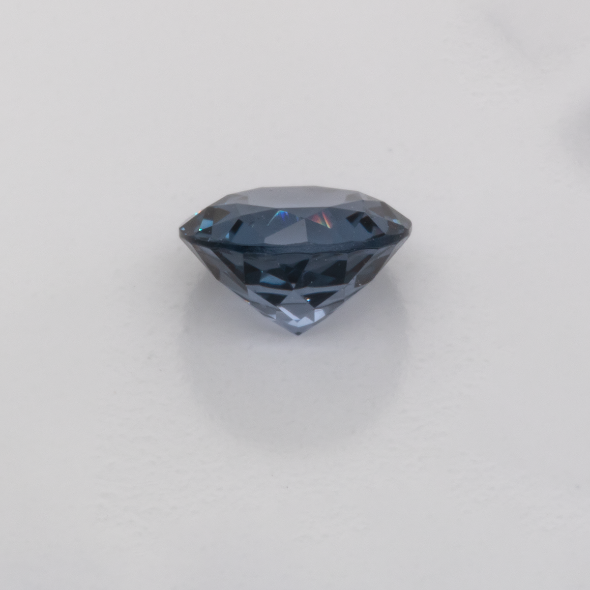 Spinell - blau, rund, 5x5 mm, 0,54 ct, Nr. SP90006