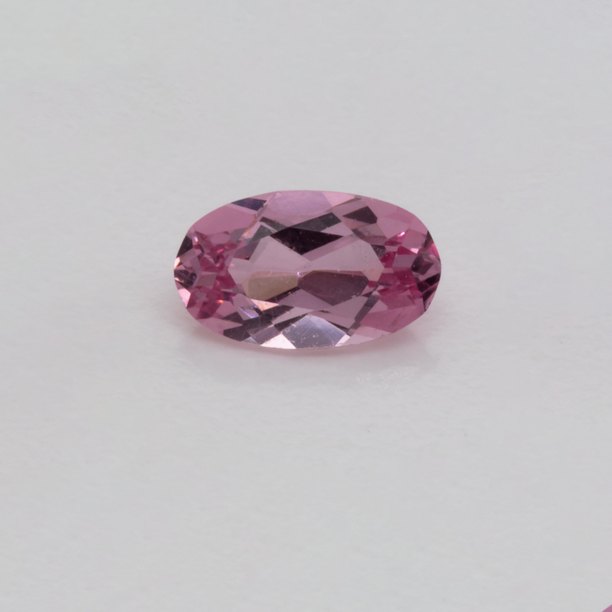 Spinell - rosa, oval, 5x3 mm, 0,25 ct, Nr. SP90024