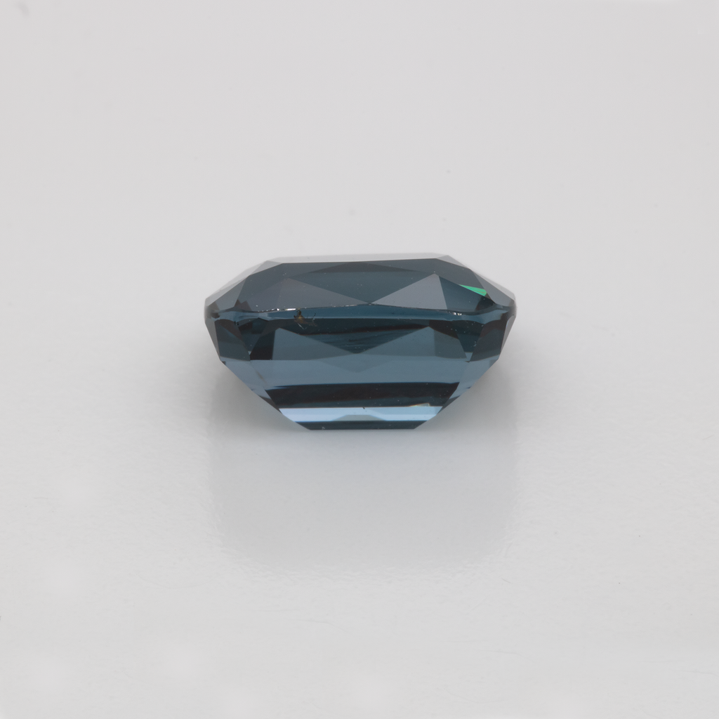 Spinel - blue, cushion, 9.3x7.1 mm, 3.23 ct, No. SP90028
