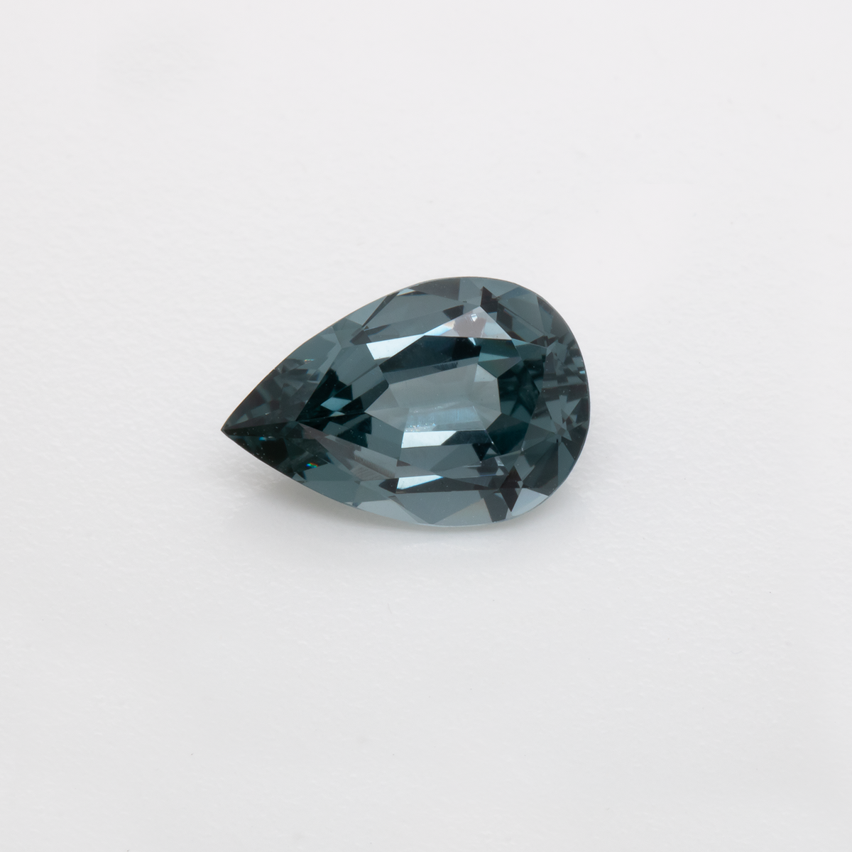 Spinel - gray, pear, 10.4x7 mm, 1.96 ct, No. SP90047
