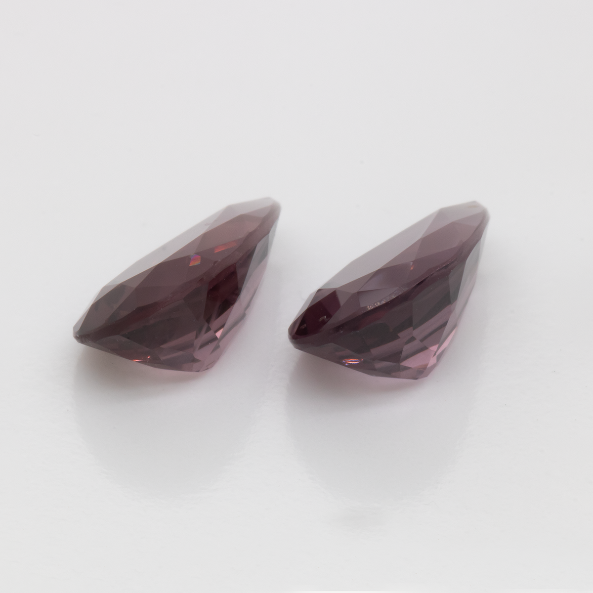 Spinel Pair - purple, pear, 12x7.6 mm, 5.86 ct, No. SP90048