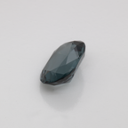 Spinell - grau, oval, 8.5x6 mm, 1.53 ct, Nr. SP90055