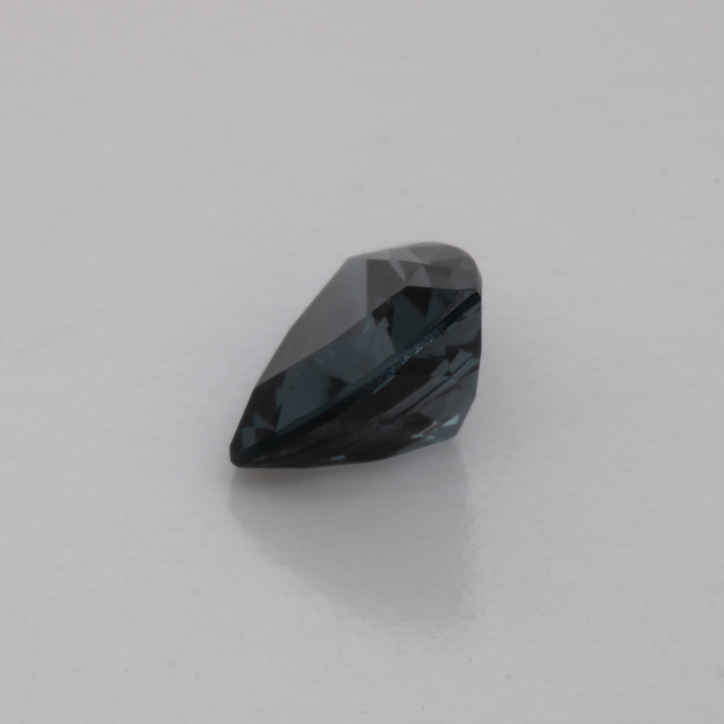 Spinell - grau, trillion, 5.1x5.1 mm, 0.47 ct, Nr. SP90057