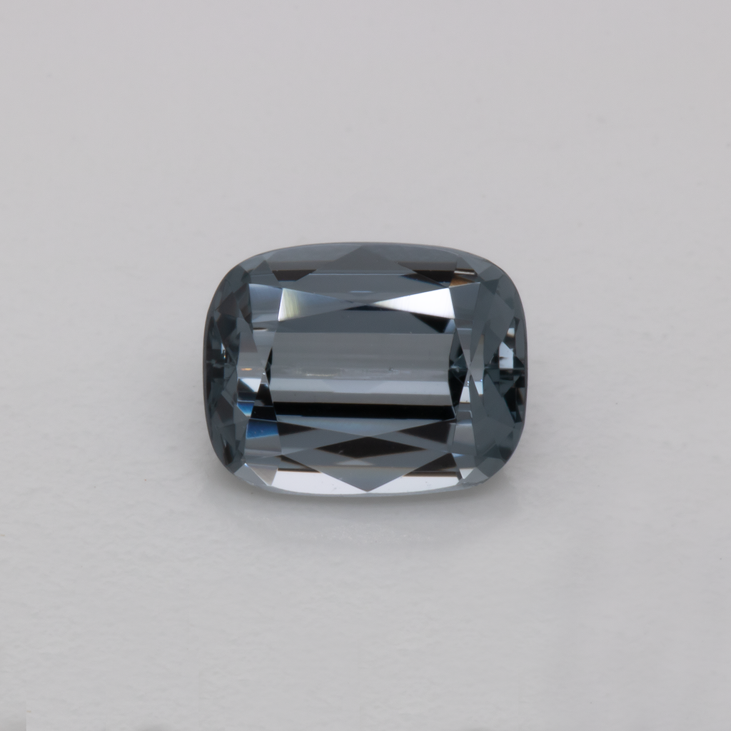 Spinel - gray, cushion, 6.6x5.1 mm, 1.00 ct, No. SP90058