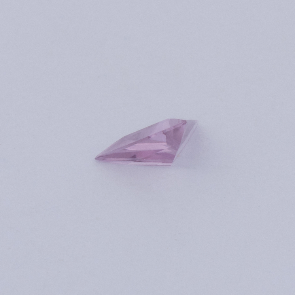 Spinel - light pink, trillion, 4x4 mm, 0.12 ct, No. SP90096