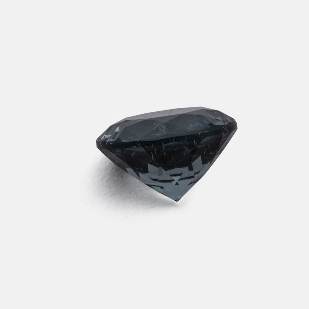 Spinel - gray, round, 5.5x5.5 mm, 0.77 ct, No. SP90147