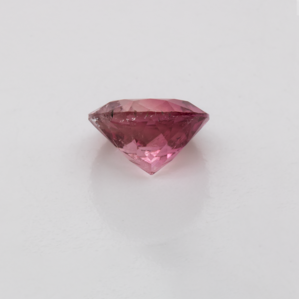 Turmalin - rosa, rund, 5.5x5.5 mm, 0.60 ct, Nr. TR101307