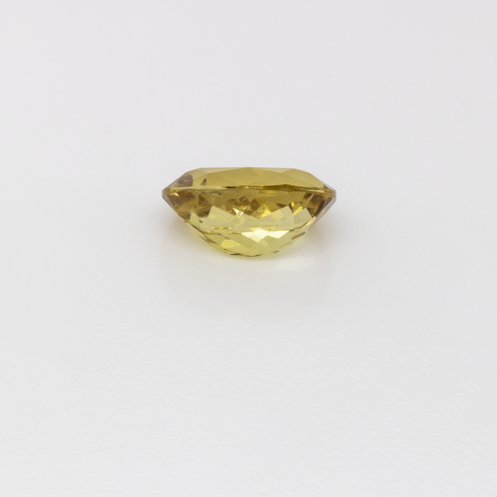 Turmalin - gelb, oval, 8x6 mm, 1.30 ct, Nr. TR101327