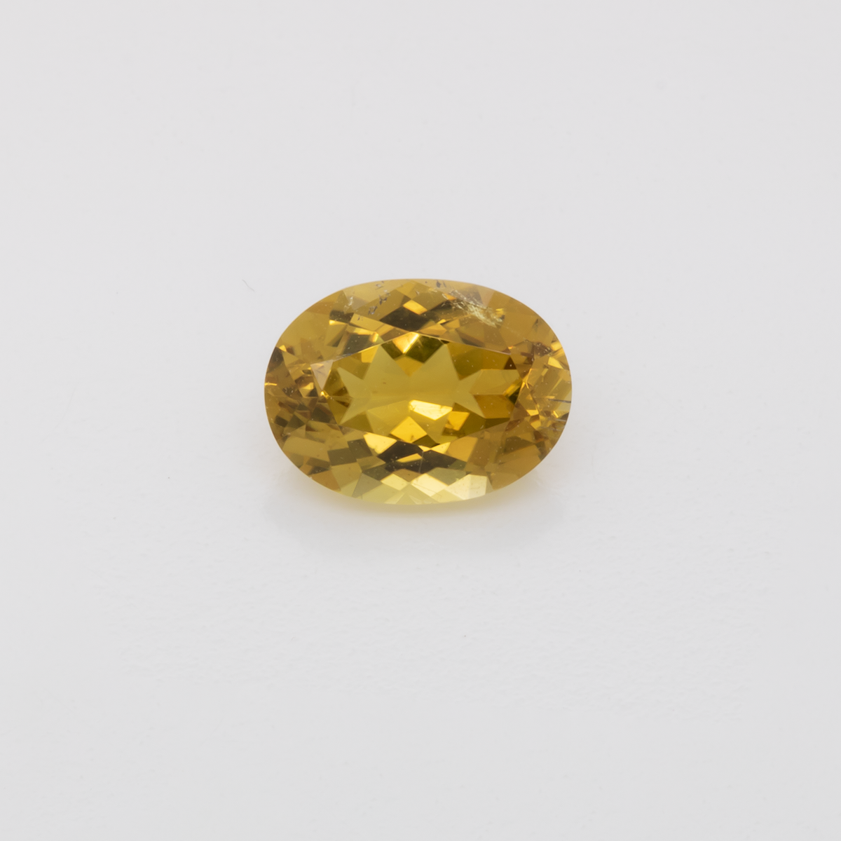 Turmalin - gelb, oval, 7.9x5.8 mm, 1.20 ct, Nr. TR101329