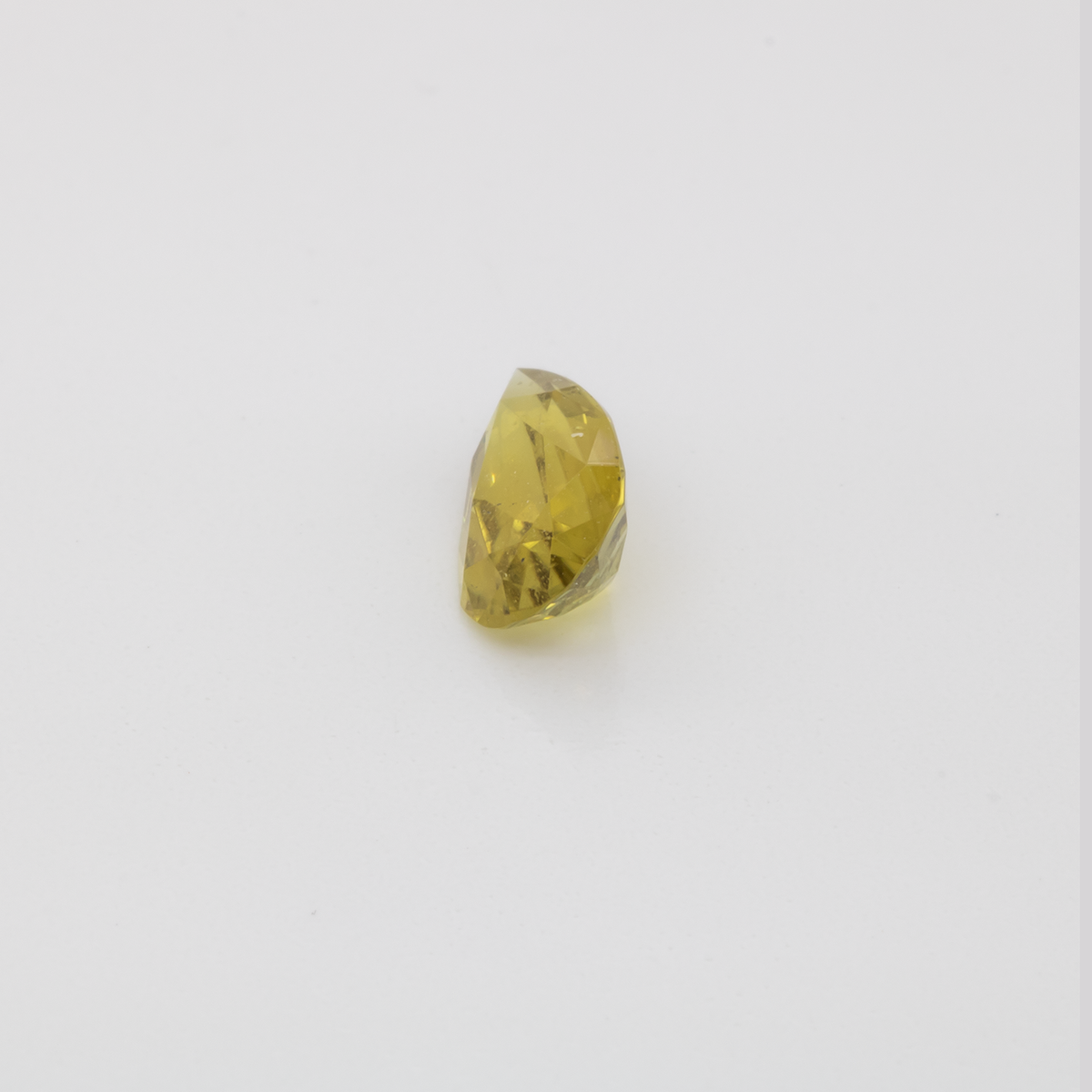 Turmalin - gelb, birnform, 8,7x4,9 mm, 0,78 ct, Nr. TR101331