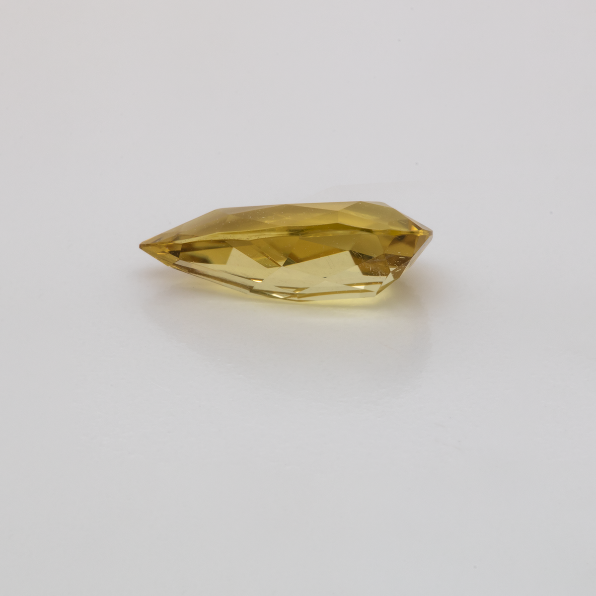 Tourmaline - yellow, pear, 10x5 mm, 1.03 ct, No. TR101332