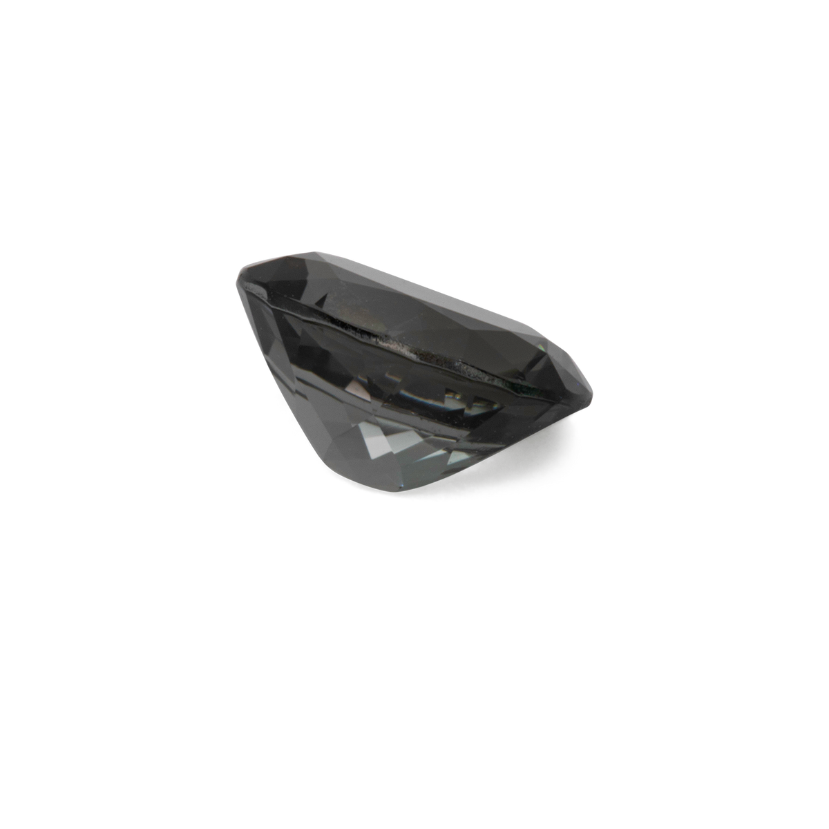 Turmalin - grau, oval, 7,5x6,1 mm, 1,13 ct, Nr. TR10219
