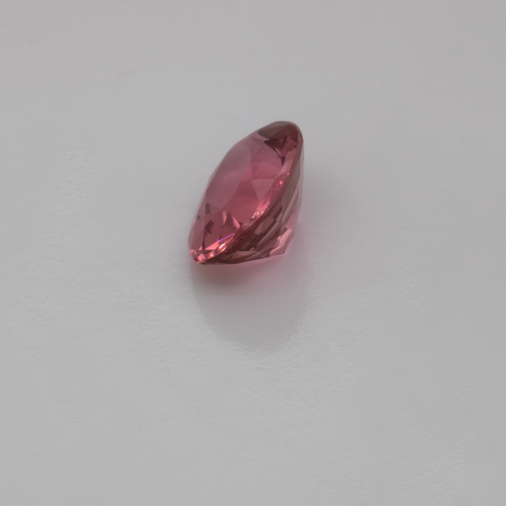 Tourmaline - old rose, oval, 7x5 mm, 0.65-0.78 ct, No. TR12003