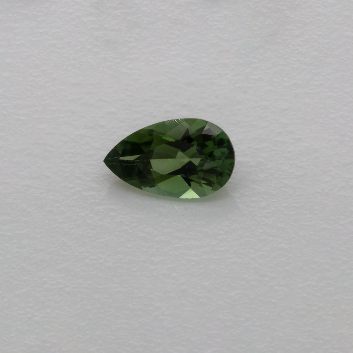 Tourmaline - green, pear, 5x3 mm, 0.18-0.20 ct, No. TR991022
