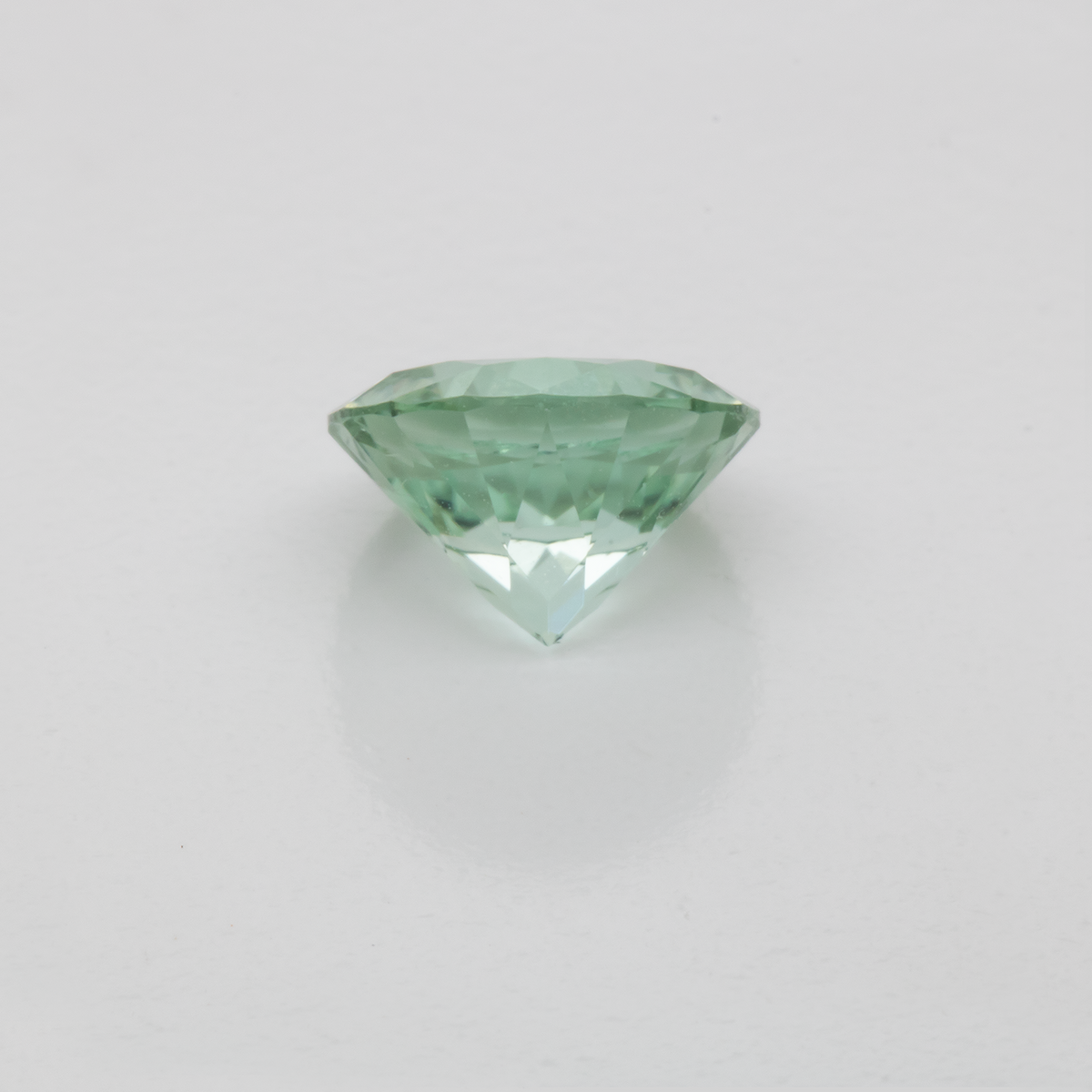 Turmalin - grün, rund, 6.5x6.5 mm, 0.97 ct, Nr. TR991055