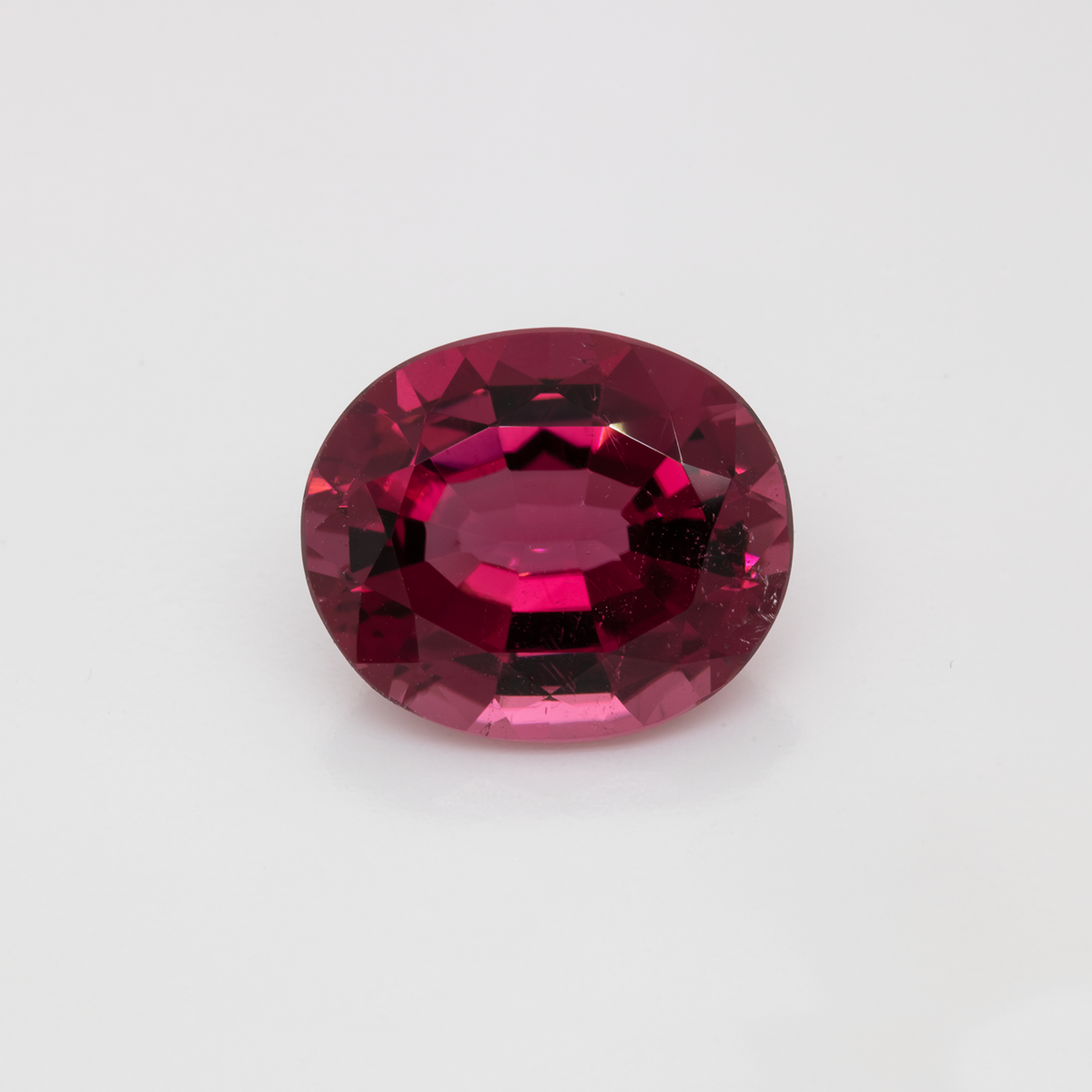 Tourmaline - light pink, oval, 13x11 mm, 6.63 ct, No. TR991057