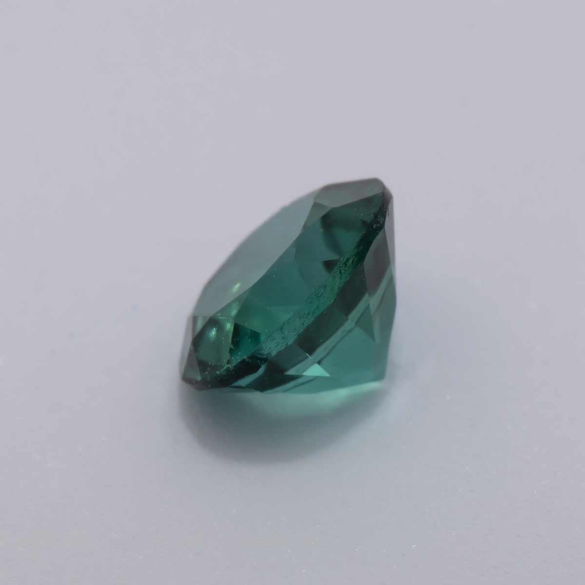 Turmalin - grün, rund, 5.5x5.5 mm, 0.52 - 0.64 ct, Nr. TR991063