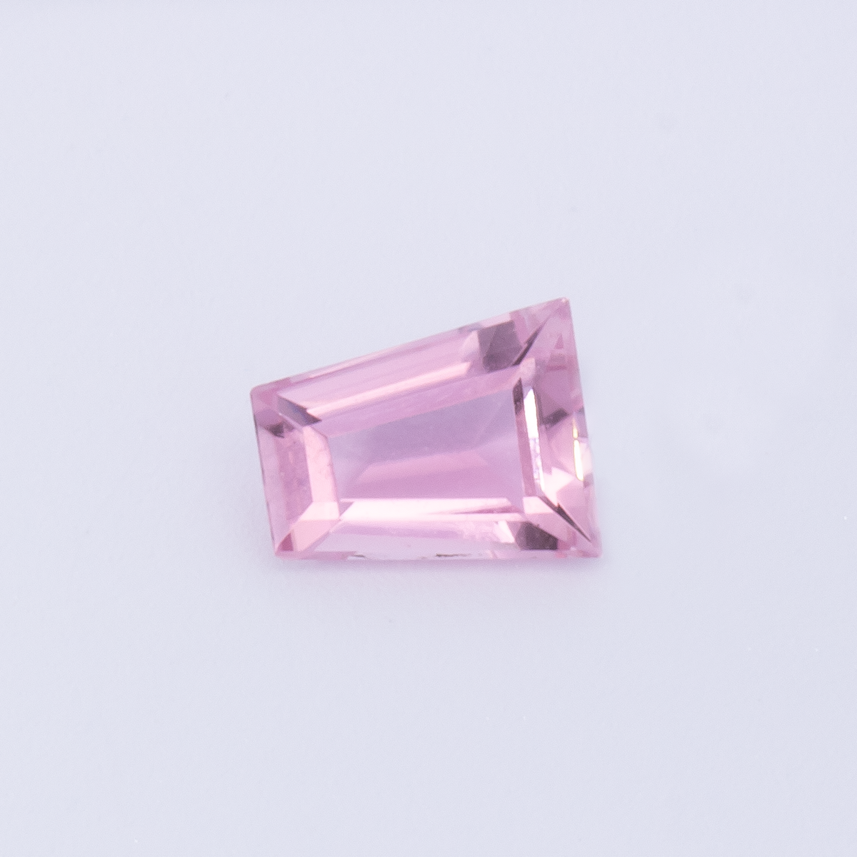 Turmalin - rosa, fancy, 5.1x4 mm, 0.31 ct, Nr. TR991082