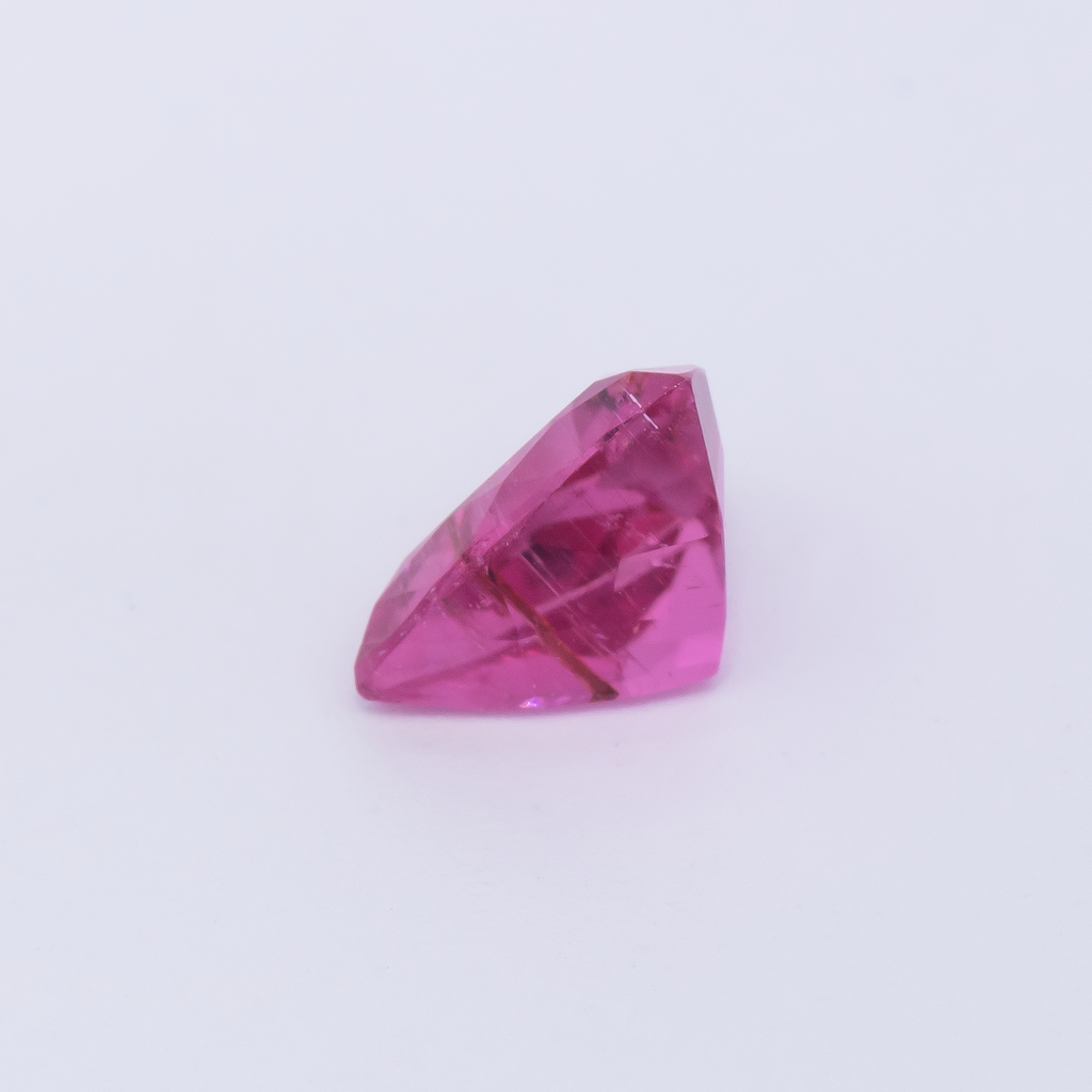 Tourmaline - light pink, trillion, 5.9x5.9 mm, 0.66 ct, No. TR991095