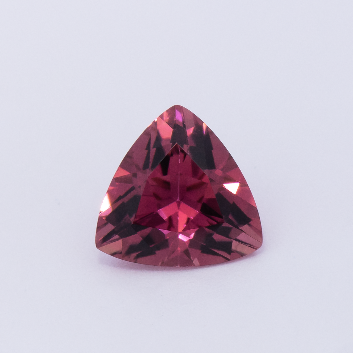 Tourmaline - light pink, trillion, 6x6 mm, 0.64 ct, No. TR991098