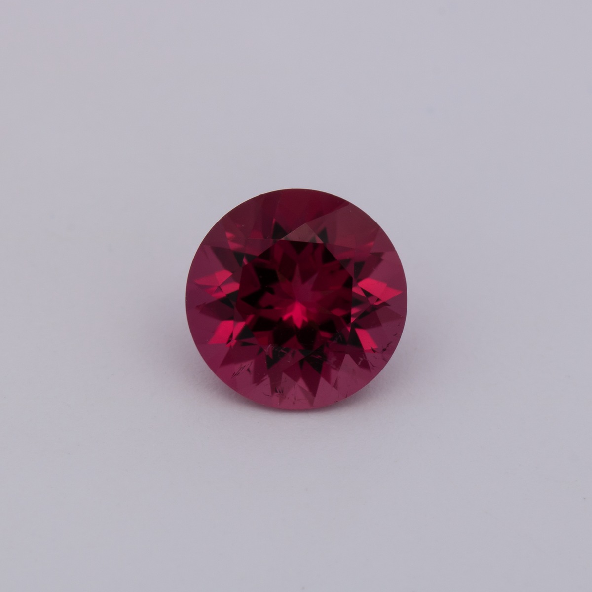 Turmalin - rot, rund, 8x8 mm, 1.79 ct, Nr. TR991124