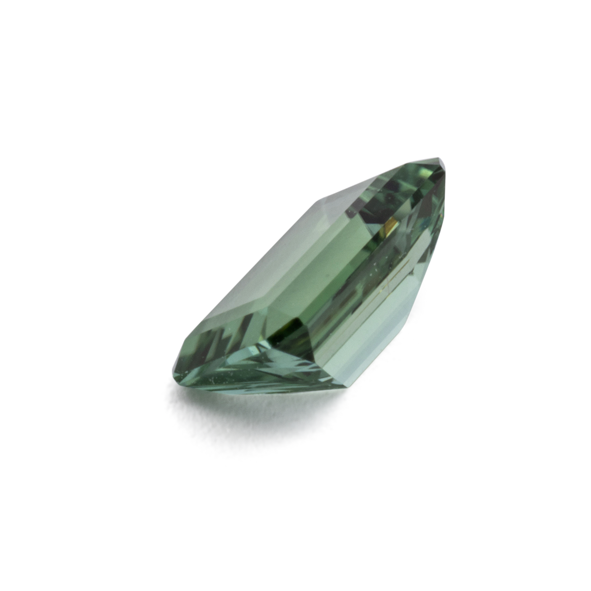 Tourmaline - green, octagon, 6x4 mm, 0.50 ct, No. TR991190