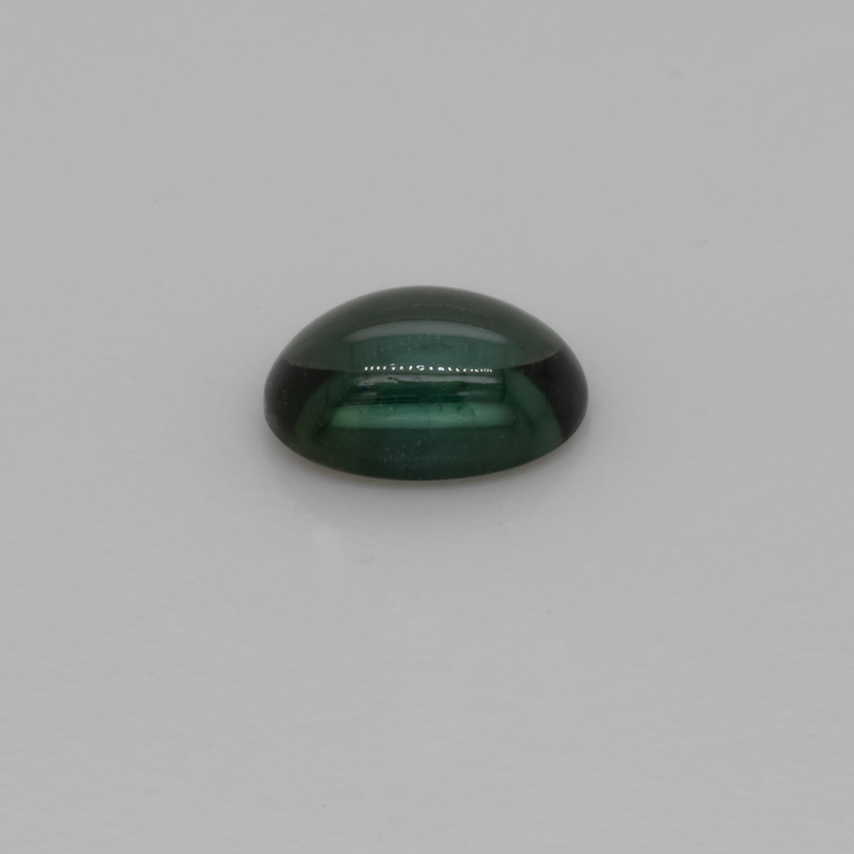 Turmalin - grün, oval, 6,1x4,1 mm, 0,52 ct, Nr. TR99385