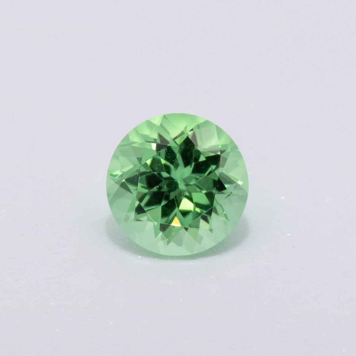 Tsavorit - grün, rund, 3x3 mm, 0.11 - 0.13 ct, Nr. TS91016