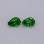 Tsavorit Paar - grün, birnform, 7x5 mm, 1.58 ct, Nr. TS91019