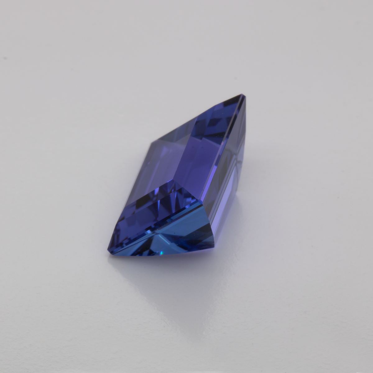 Tansanit - AAA, rechteck, 12.4x10.3 mm, 7.84 ct, Nr. TZ99018