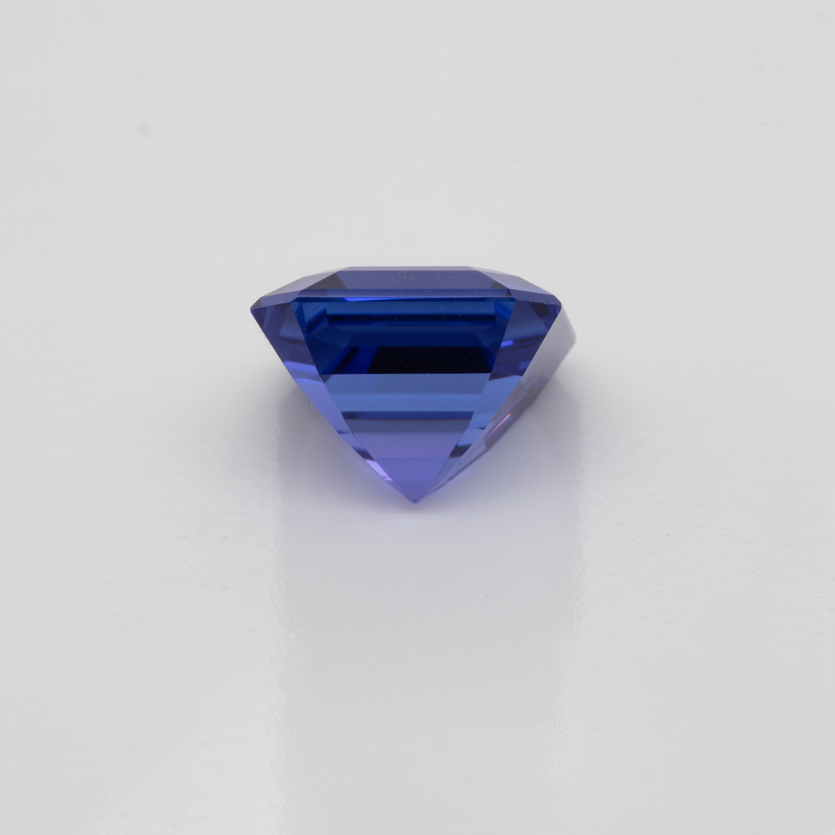 Tansanit - AAA, asscher, 10x10 mm, 5.62 ct, Nr. TZ99025