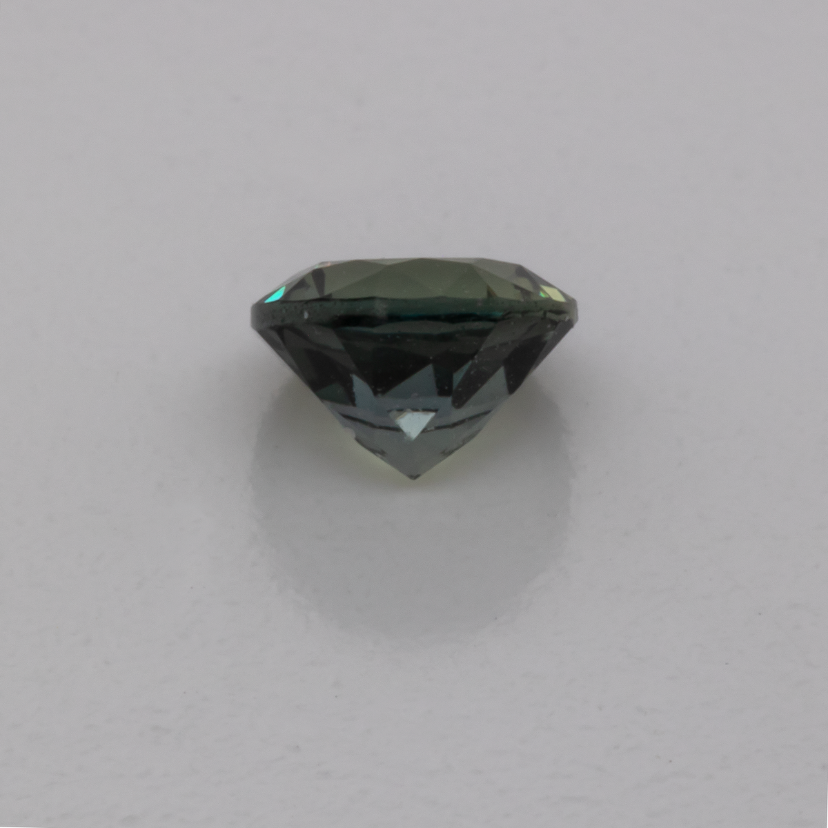 Sapphire - green, round, 4.1x4.1 mm, 0.33 ct, No. XSR11225